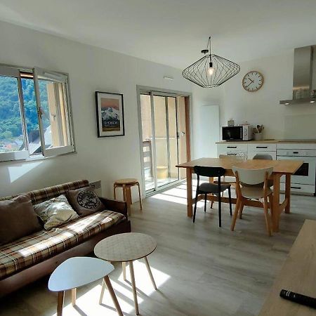 Appartement Renove 4 Pers Avec Parking A Cauterets - Fr-1-234-242 Exterior foto